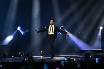 Tarkan, yaklaşık 7 yıl aradan sonra İstanbul’da yeniden sahneye çıktı