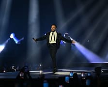 Tarkan, yaklaşık 7 yıl aradan sonra İstanbul’da yeniden sahneye çıktı