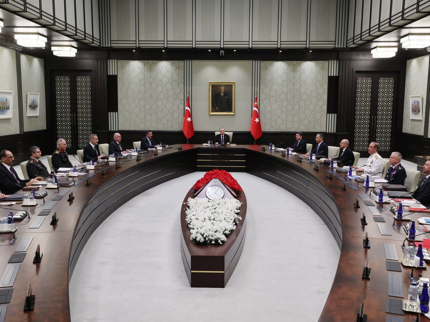 MGK'dan kritik mesajlar: Terörle mücadele ve bölgesel barış vurgusu