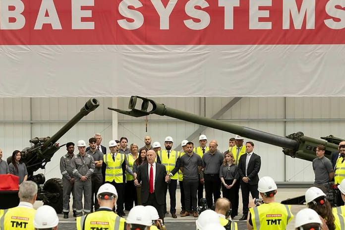 İngiltere, M777 obüsleri için yeni tesisle top namlusu üretimine geri dönüyor