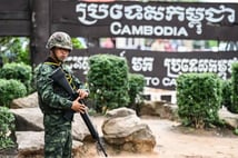 Tayland ile Kamboçya arasında çatışma çıktı