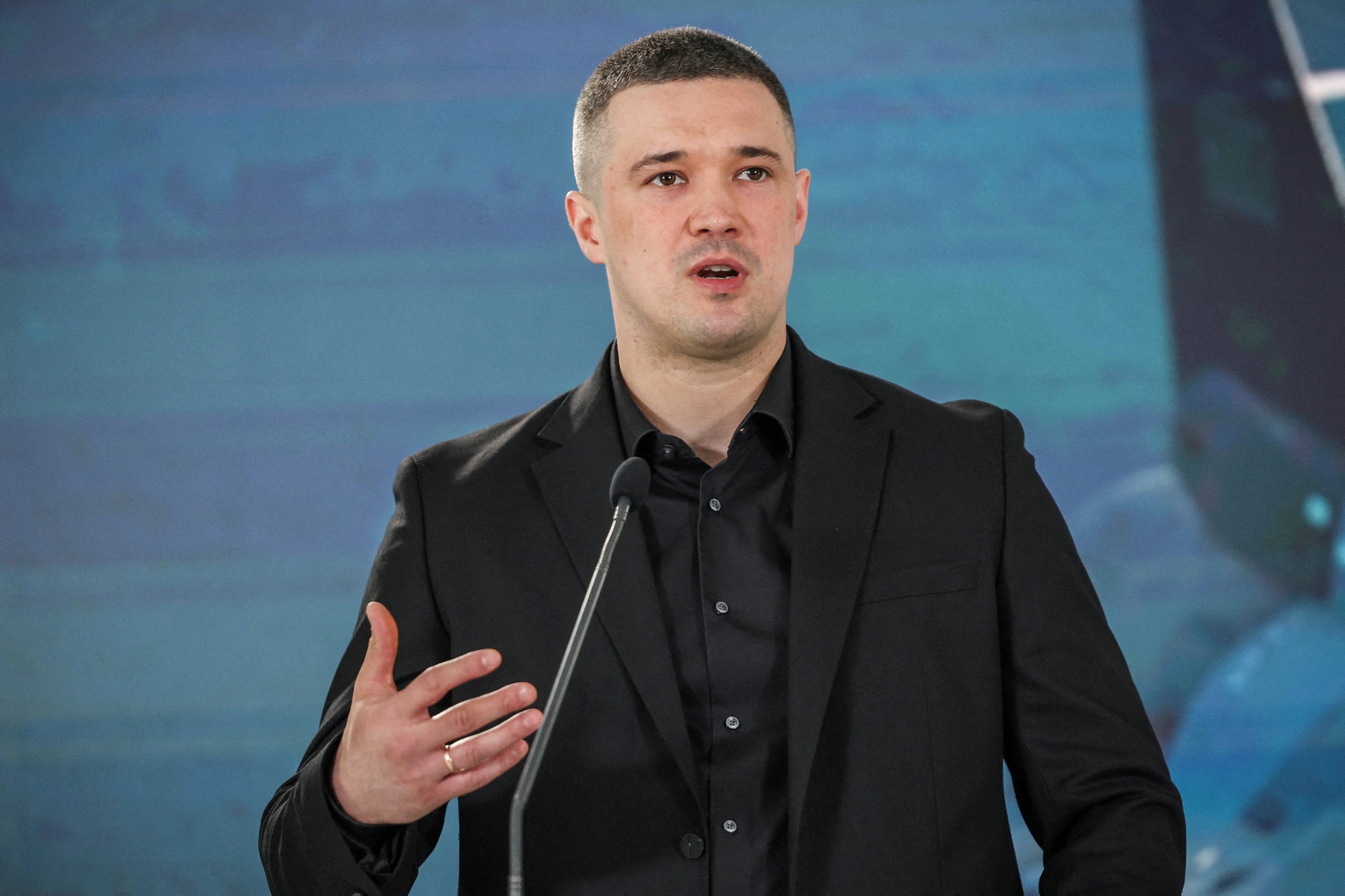Ukraine is 'Gradually, Slowly Losing' the War: Fedorov