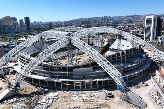 Ankara'ya, dünyanın en uzun çelik çatılı üçüncü stadyumu inşa ediliyor