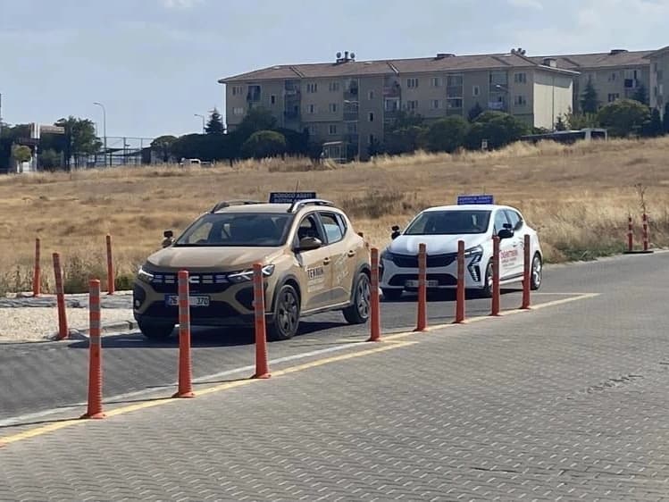 Ehliyet sınavlarında sabit parkur dönemine son