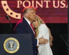 Charlie Kirk'e dev anma töreni