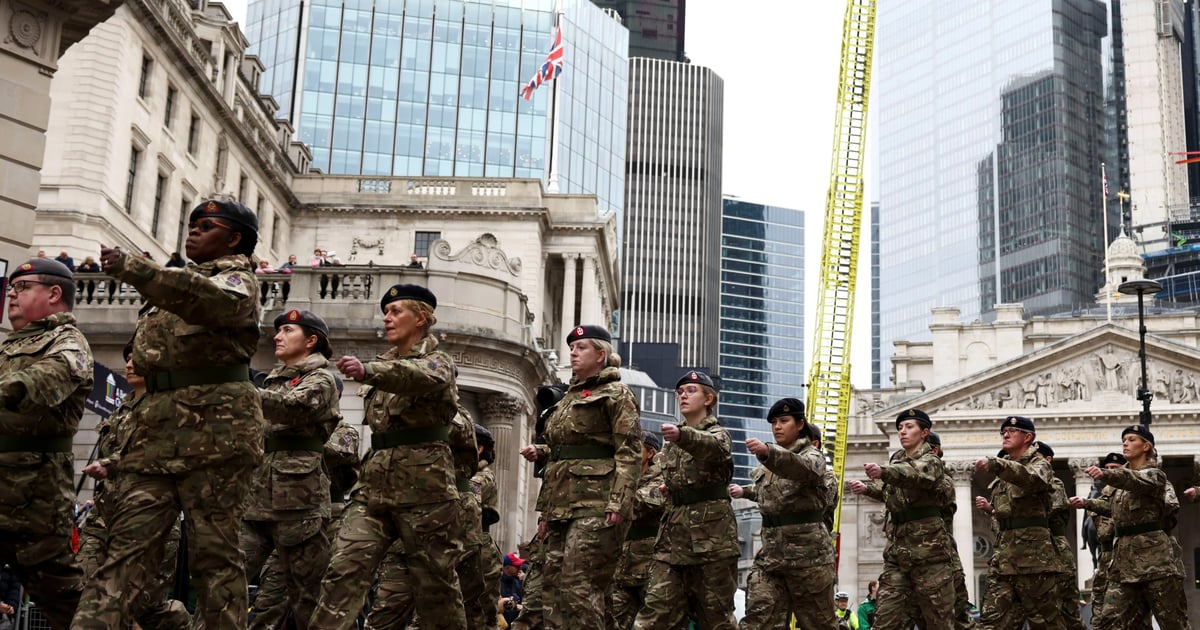 Only 6% of Britons Would Volunteer to Fight If UK Faced Invasion Threat ...