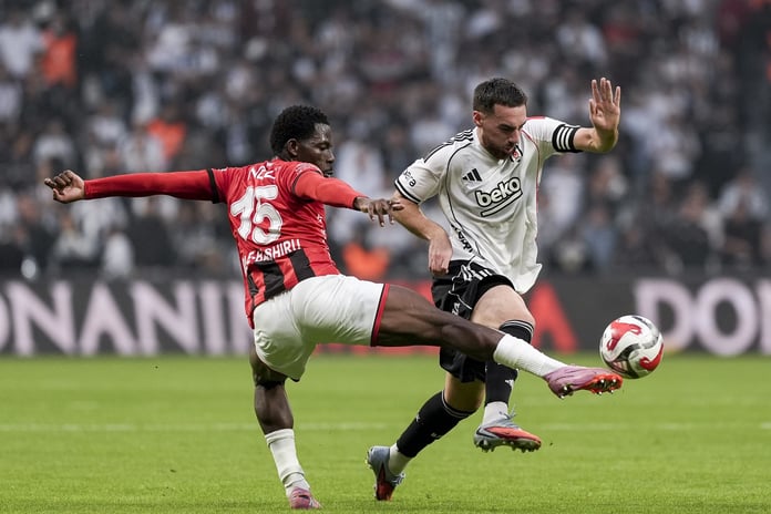 Beşiktaş deplasmanda seri peşinde