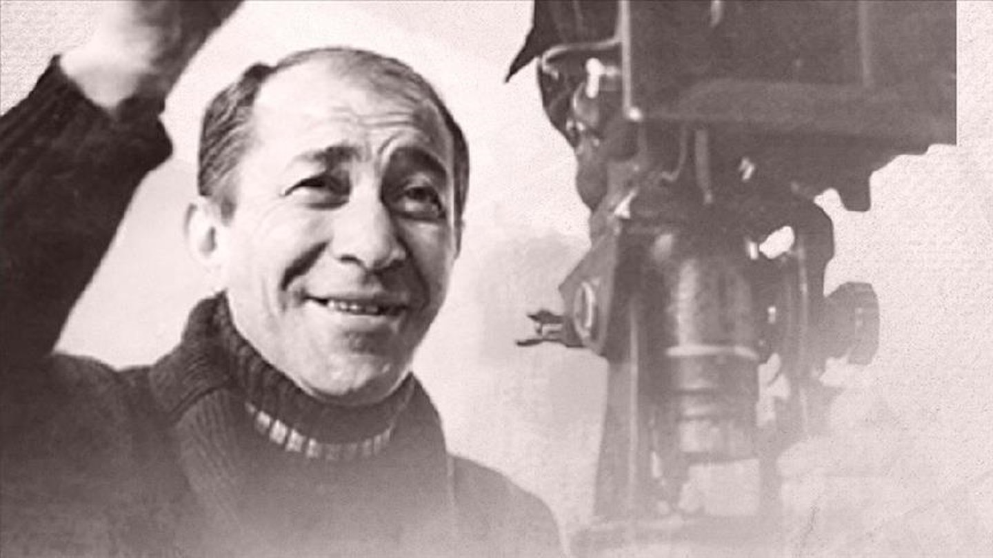 Ertem Eğilmez