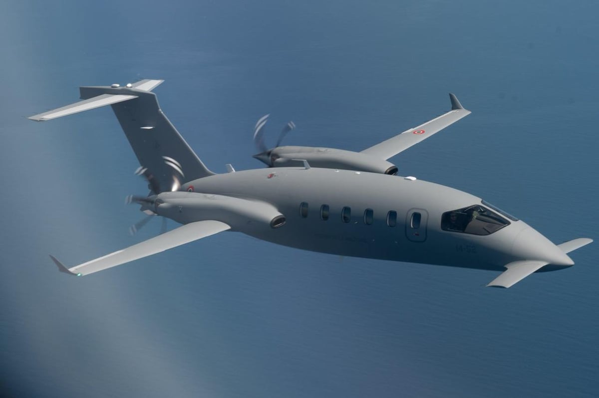 Piaggio P180 Evo hafif nakliye uçağı