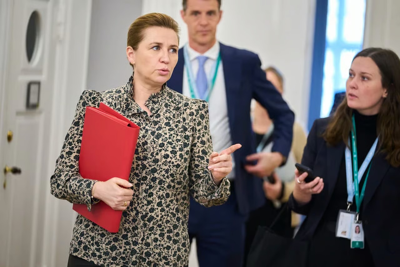 Frederiksen Grönland'a çıkartma yapacak