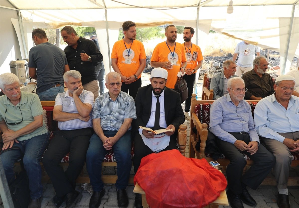 Diyarbakır'da 8 yaşındaki Narin Güran katledilişinin 2. yılında mezarı başında anıldı