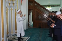 Diyanet İşleri Başkanı Erbaş orman yangınlarının sona ermesi için dua etti
