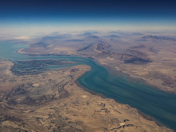 Boğazı kullanmaya çalışan gemiler vurulacak