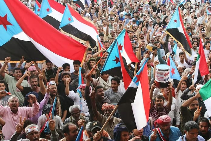 Yemen’de BAE destekli Güney Geçiş Konseyi (GGK) kendini feshetti 