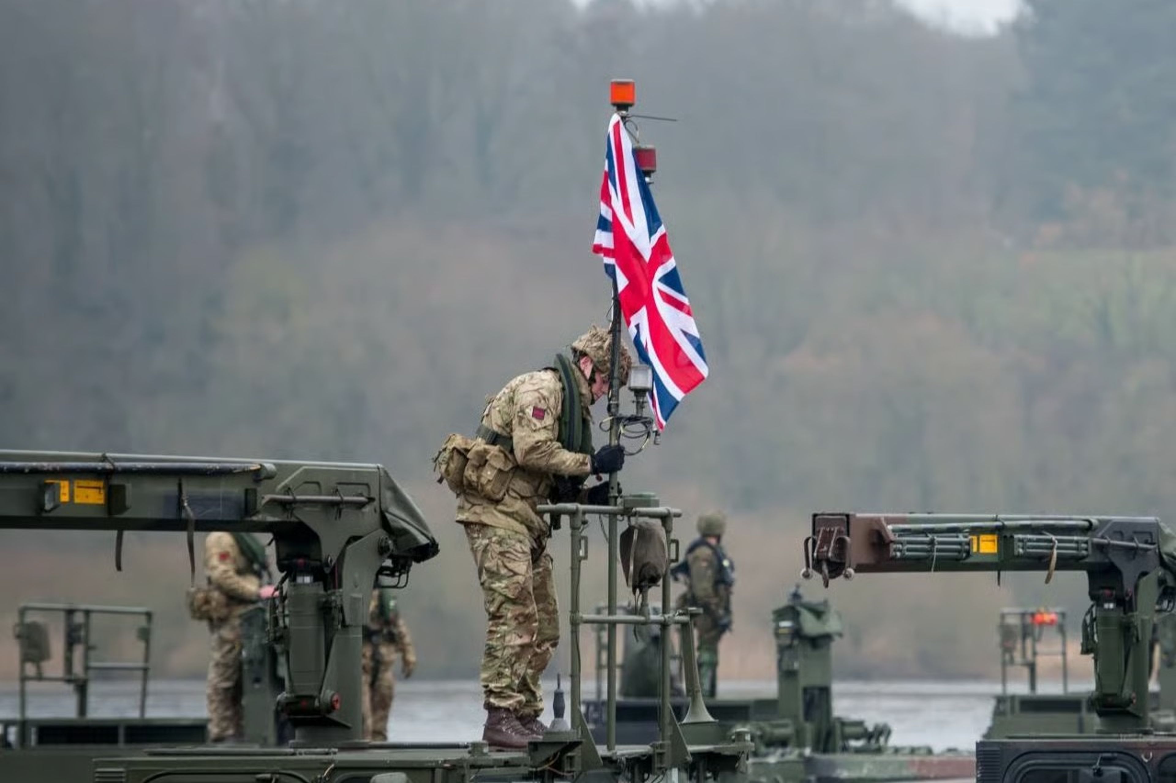 Elbit Systems UK, 2 milyar sterlinlik İngiliz ordusu eğitim ihalesini kaybetti