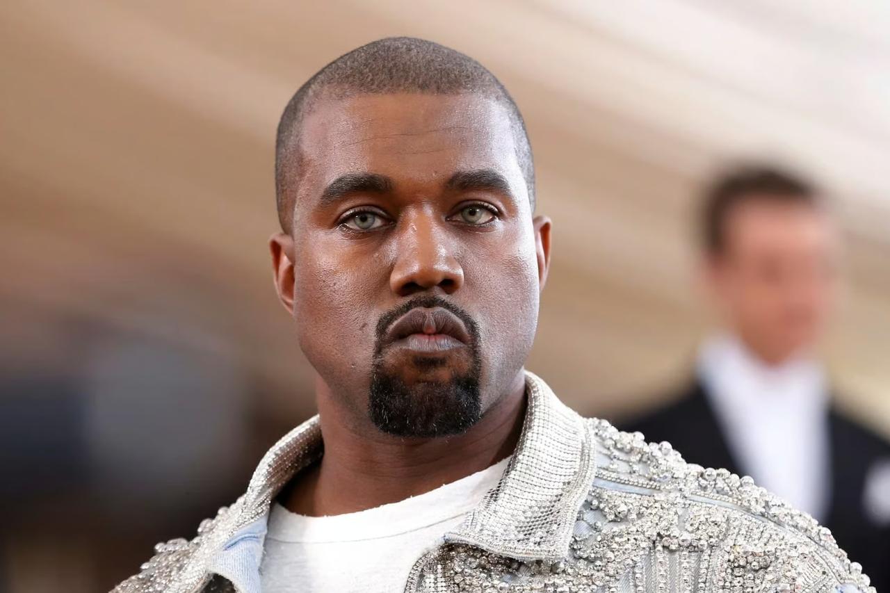 Arnavutluk'ta Kanye West konseri tartışması krize dönüştü