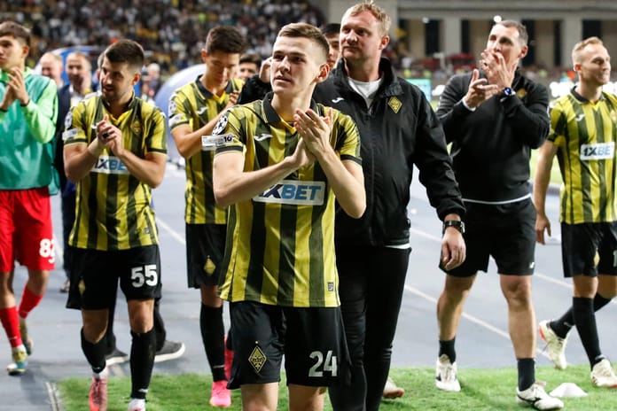 Kazakistan futbolu için tarihi an: Kairat, UEFA Şampiyonlar Ligi'nde gruplara kalmayı başaran ilk Kazakistan takımı 