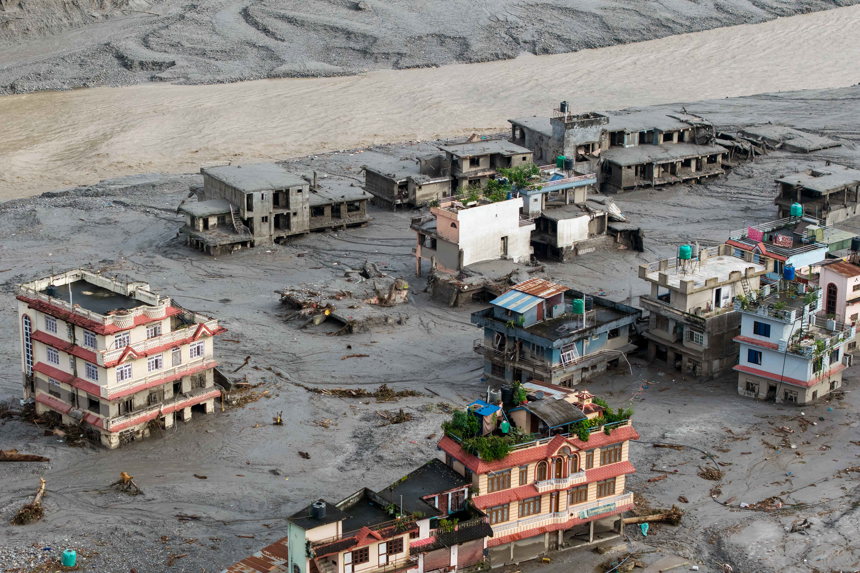 More Than 1,000 Missing, 270 Dead in Nepal-Tibet Flood