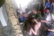 Özel plajda görevlilerle kadın doktor arasındaki arbede çıktı