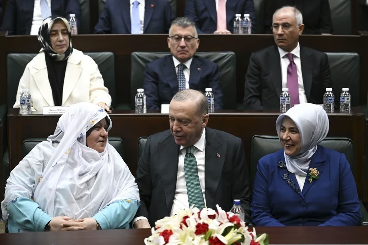 28 Şubat artığı bu alçak zihniyeti lanetliyorum