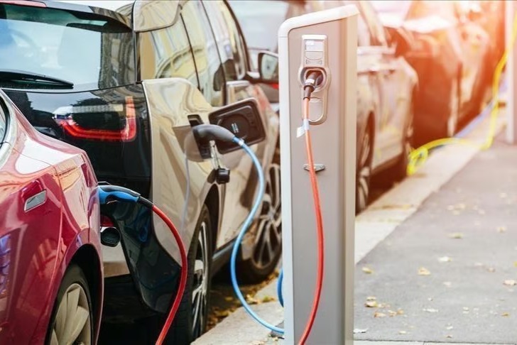 Türkiye'de elektrikli otomobil sayısı 332 bin 