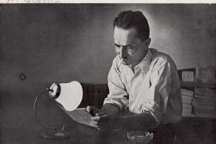 Türk edebiyatının köşe taşlarından Reşat Nuri Güntekin