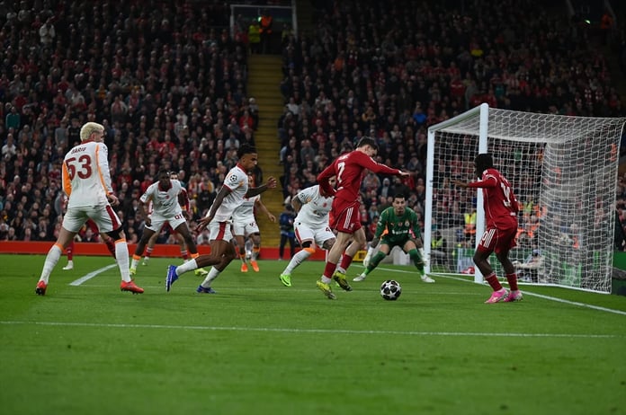 11 dakikada 3 gol ve VAR iptali