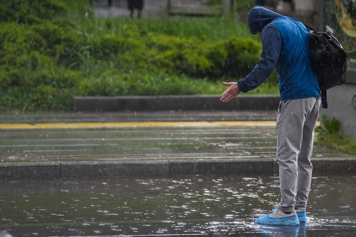 24 il için sağanak, kar ve fırtına uyarısı