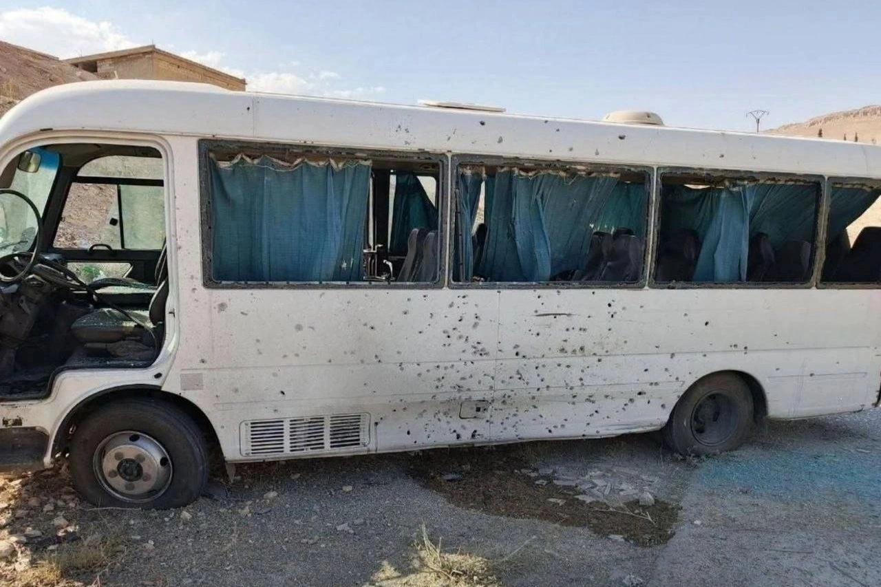 Suriye'de İç Güvenlik Güçlerini taşıyan otobüse saldırı