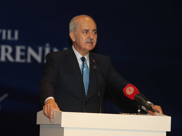 TBMM Başkanı Kurtulmuş, kürsüden Kürtçe 'barış çağrısı' yaptı