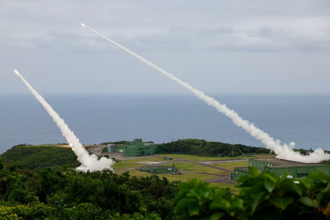 Trump Plans Record Arms Sales to Taiwan