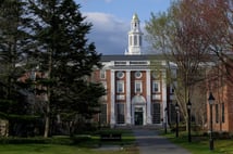 ABD’den yeni vize kuralı: Harvard öğrencileri mercek altında