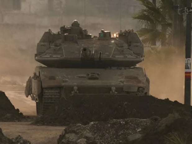 İsrail ordusu Suriye'nin Kuneytra kırsalına baskın düzenledi