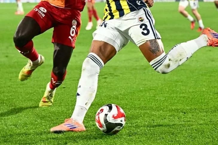 Galatasaray - Fenerbahçe derbisinin tarihi değiştirildi