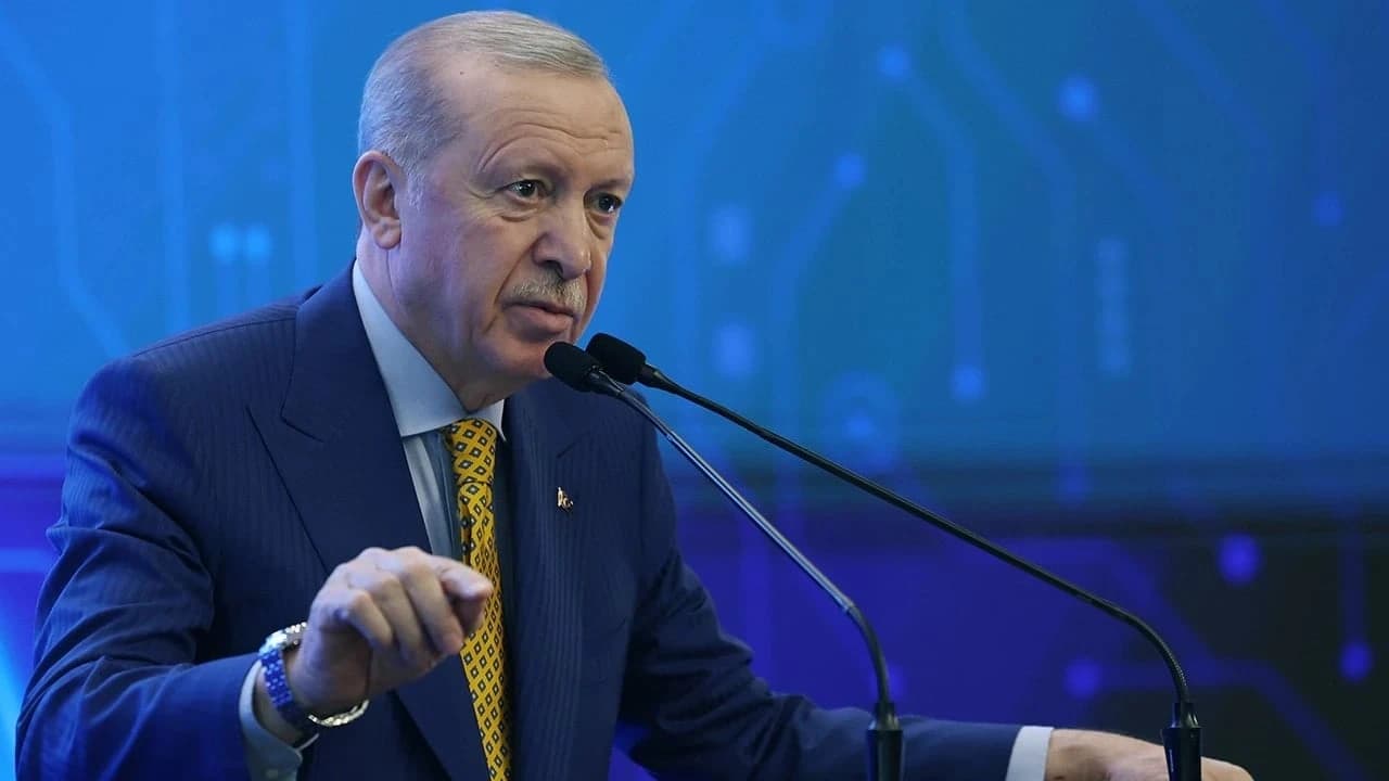 Cumhurbaşkanı Erdoğan'dan net mesaj! "Geçmişini inkâr eden istikbal inşa edemez" 