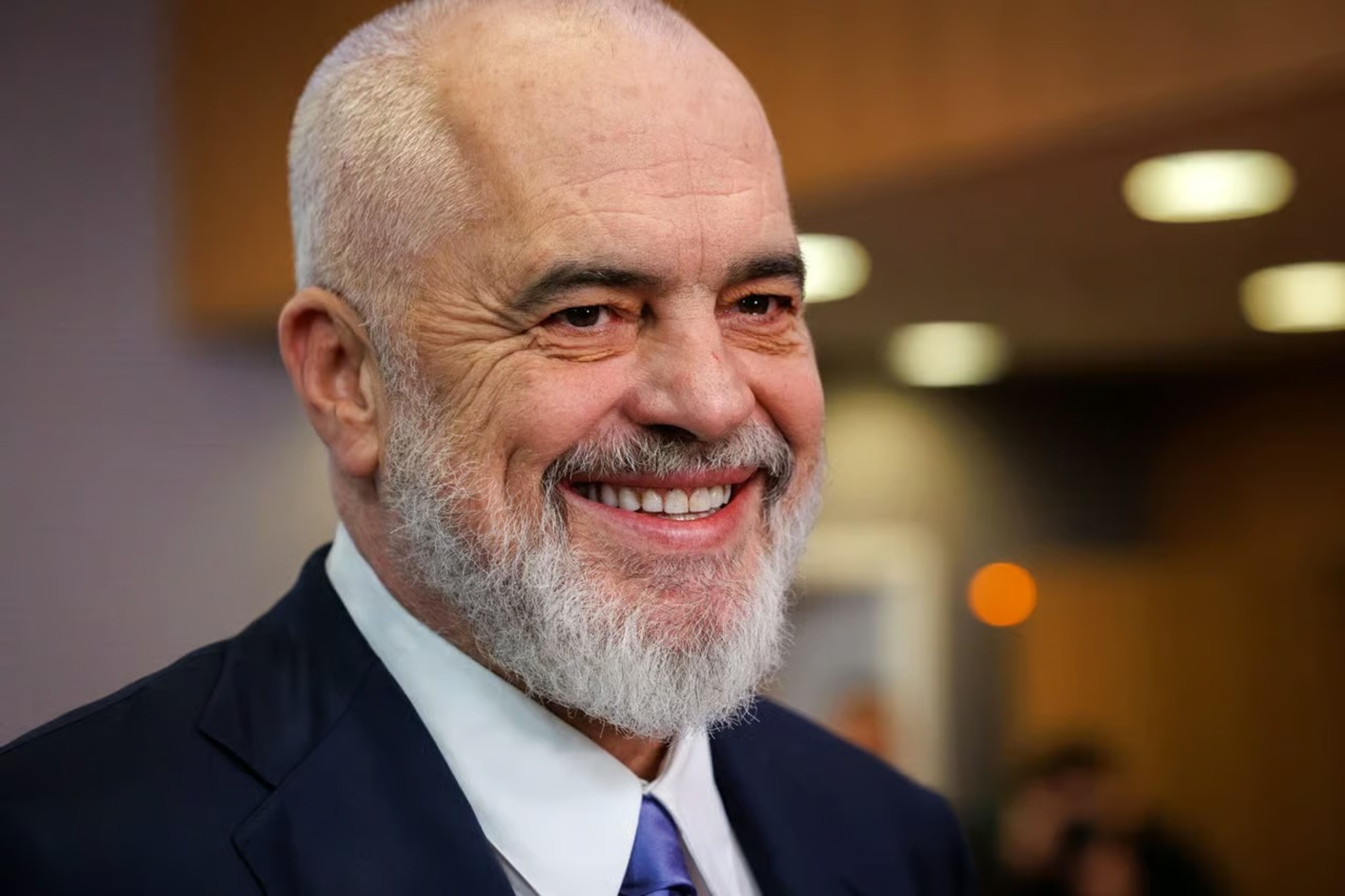 Arnavutluk kamu ihalelerini yapay zekaya emanet etti