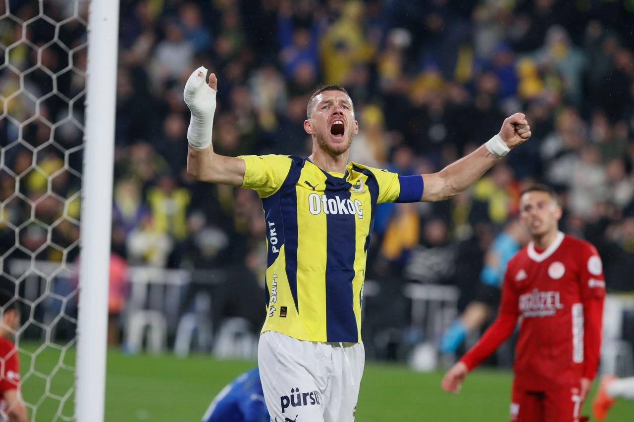 Dzeko'nun yeni durağı Serie A: Sözleşme detayları belli oldu