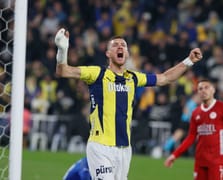 Fenerbahçe'den ayrılan Edin Dzeko'nun yeni durağı belli oldu: Sözleşme detayları belli oldu