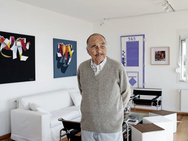 "Dünya Duvarları" için dünyayı gezen sanatçı: Burhan Doğançay