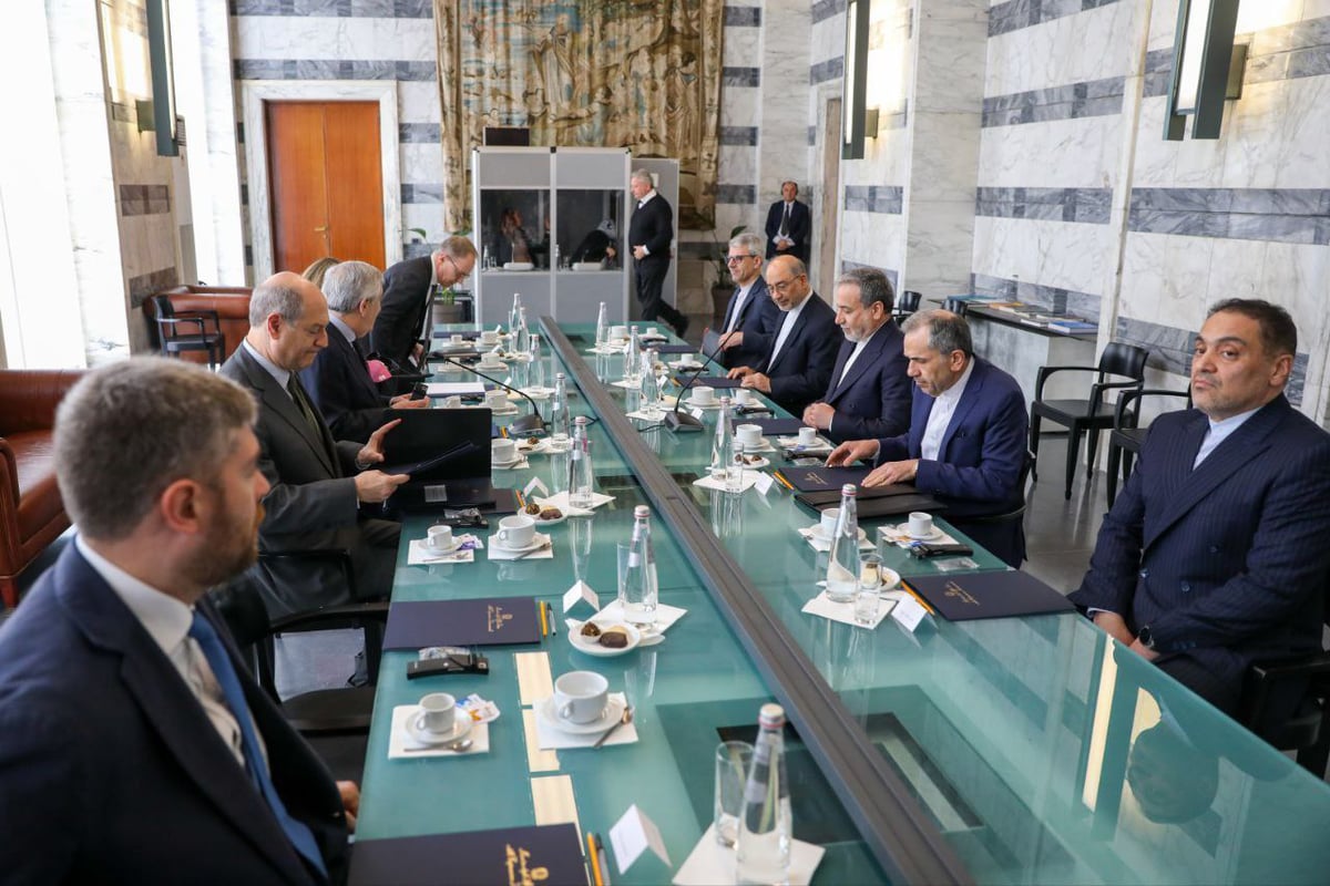 İran ile ABD arasında ilki Umman'da yapılan nükleer görüşmelerin ikinci turu, İtalya'nın başkenti Roma'da gerçekleşti. (AA)