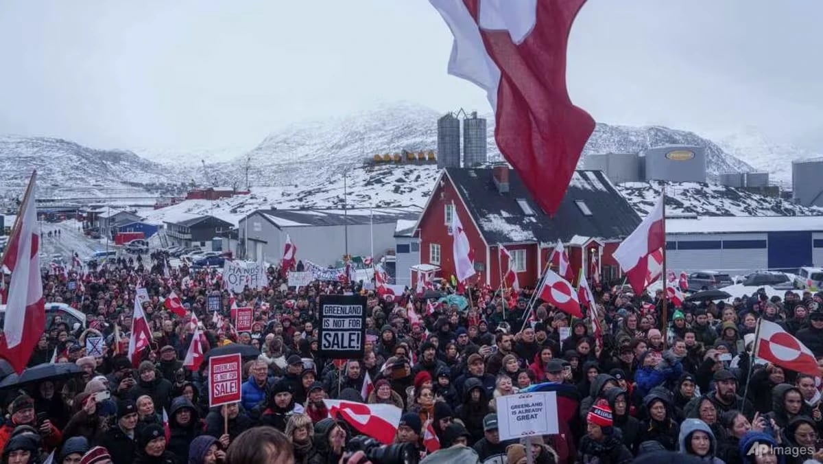 Inuitler'in Nunavut'ta düzenlediği protesto - CNA