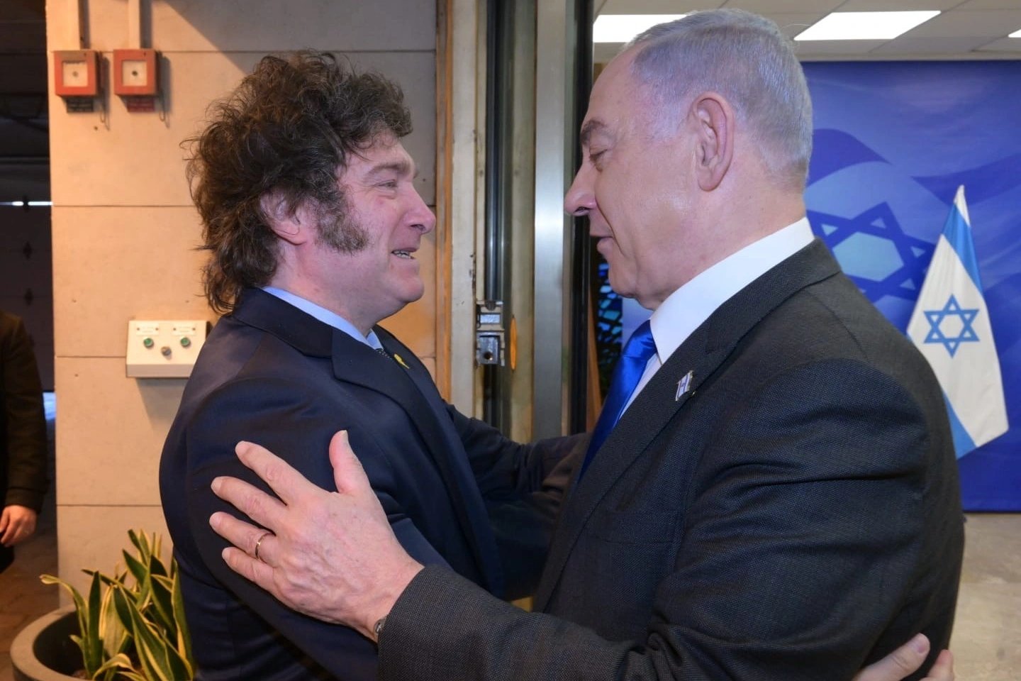 Israel Backs Argentina's Call for Falklands Talks
