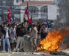 Nepal’de sosyal medya yasağı protestoları can aldı