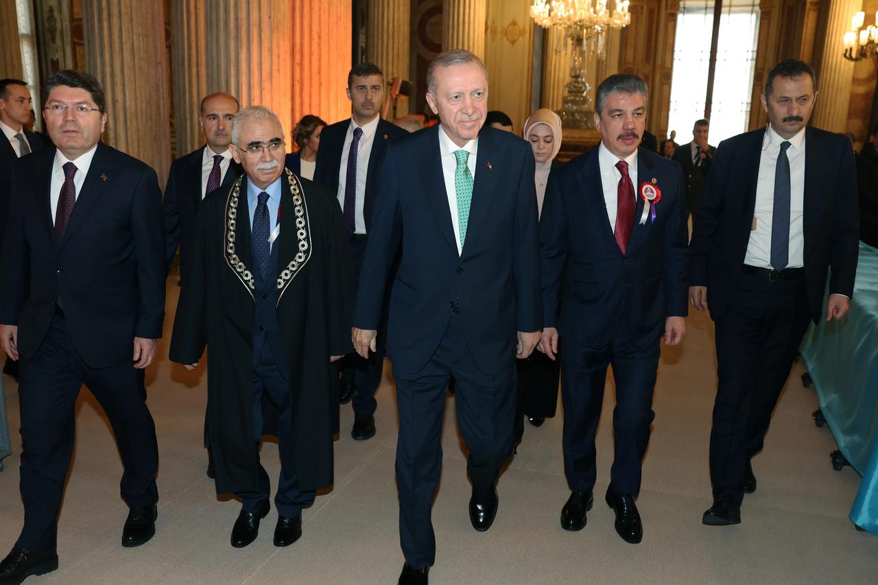 AK Parti'de yeni anayasa için ilk toplantı 4 Haziran’da yapılacak