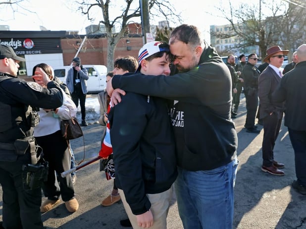 ABD'de buz hokeyi maçında silahlı saldırı: 3 ölü