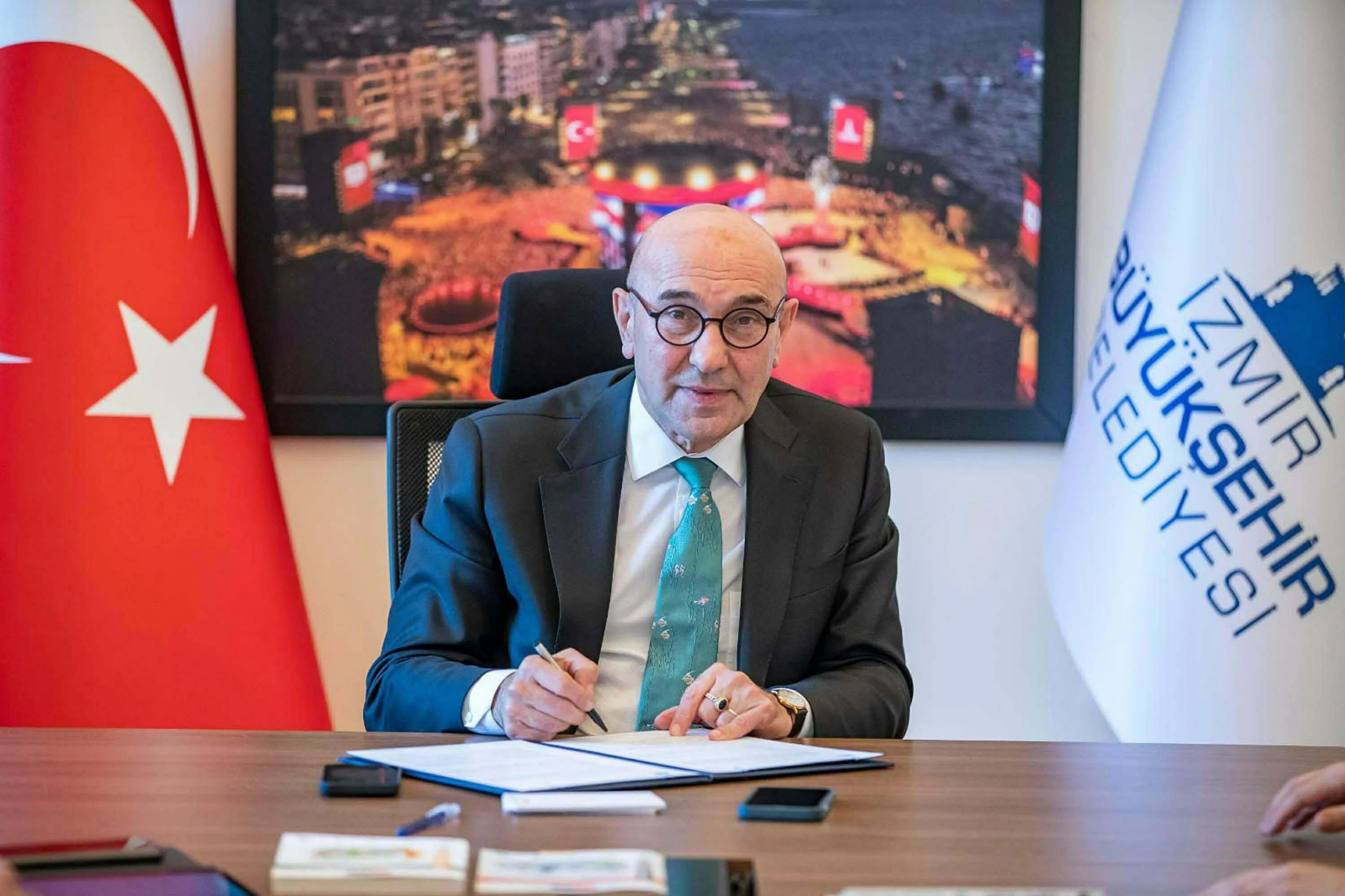 İZBETON davasında Soyer ve Aslanoğlu yeniden hakim karşısında