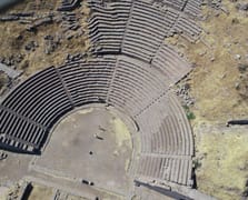 Assos'ta 2200 yıllık tiyatro restore ediliyor