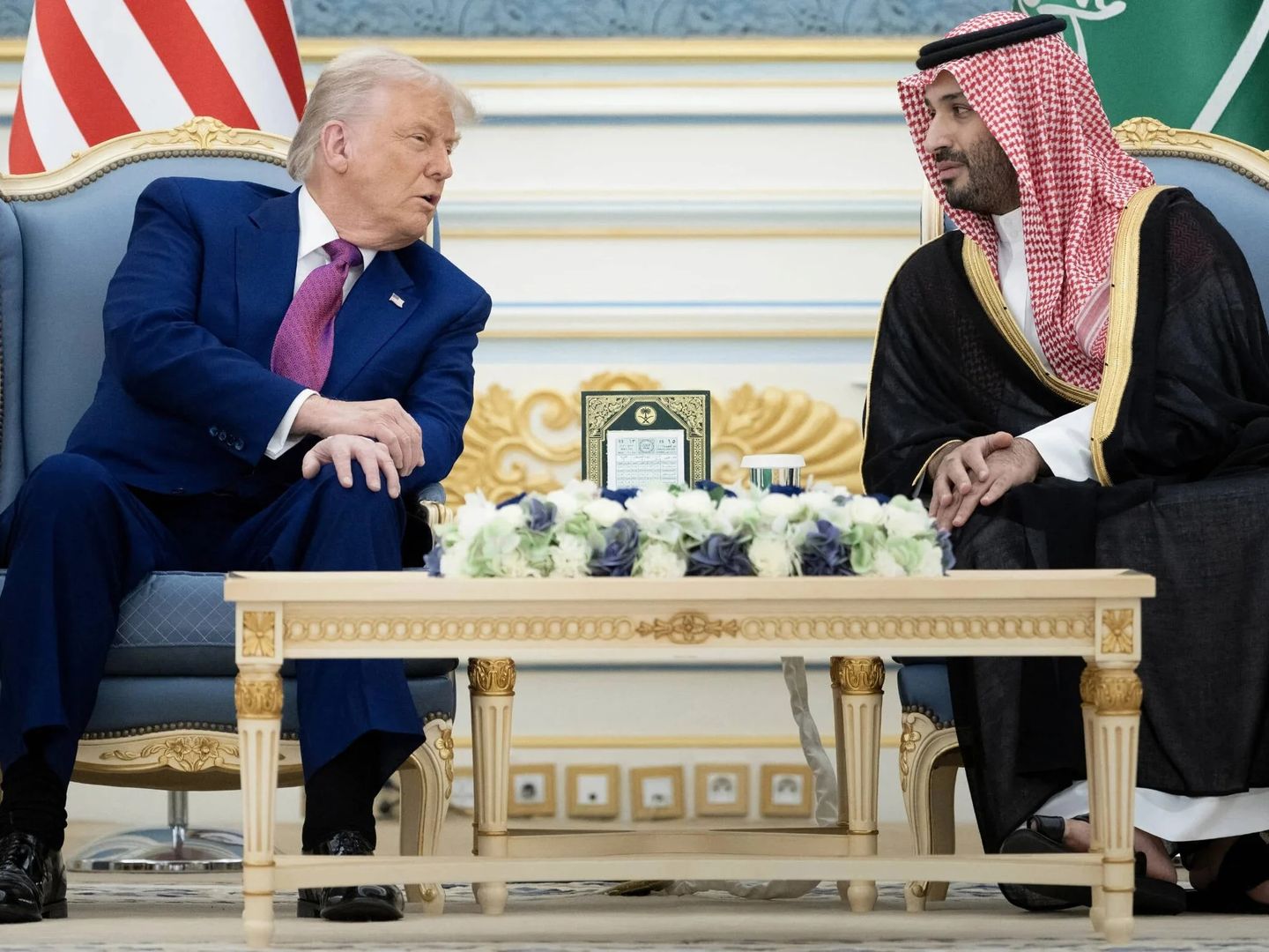 ABD ve Suudi Arabistan arasında 142 milyar dolarlık savunma anlaşması imzalandı