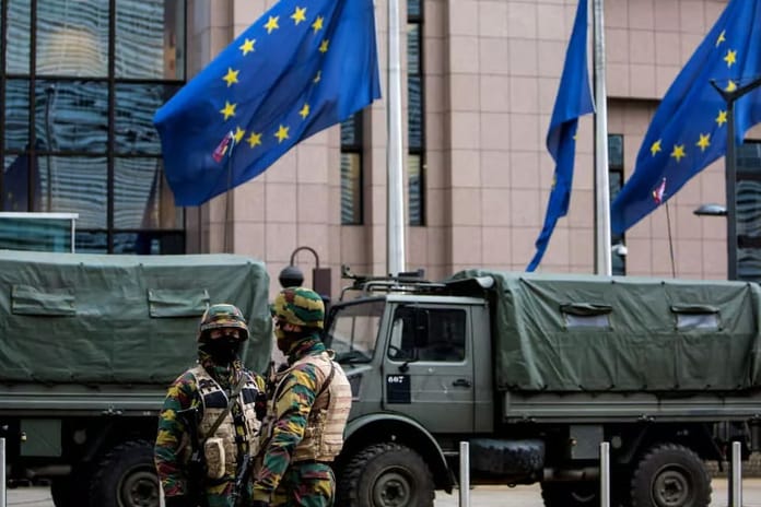 AB, başvuran üyeler arasında 150 milyar avroluk savunma fonunun ön dağıtımını yaptı