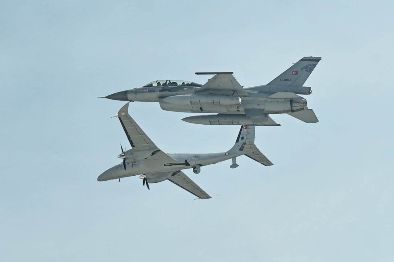 F-16’lar ve hava savunma sistemleri adaya konuşlandırıldı